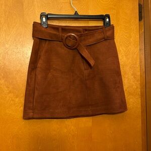 Brown suede mini skirt with belt